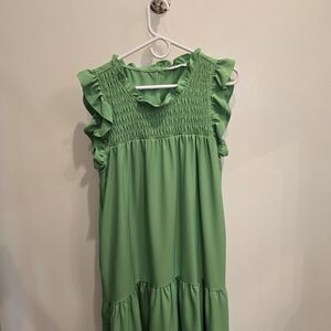 Elegant Green Ruffled Women's Dress